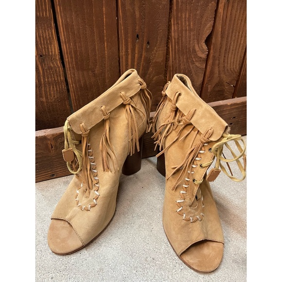 Cynthia Vincent Nailed Fringe Open Toed Booties - SZ 9.5 - New W/O Box - Picture 5 of 14